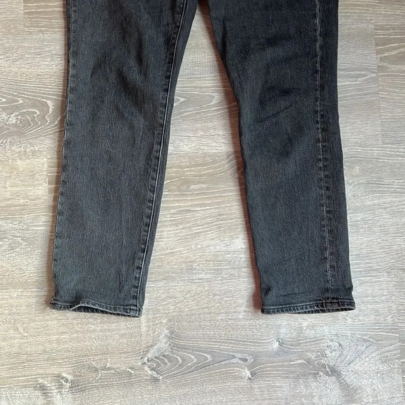 Madewell The Curvy Perfect Vintage Jean in Lunar Wash - Picture 7 of 12